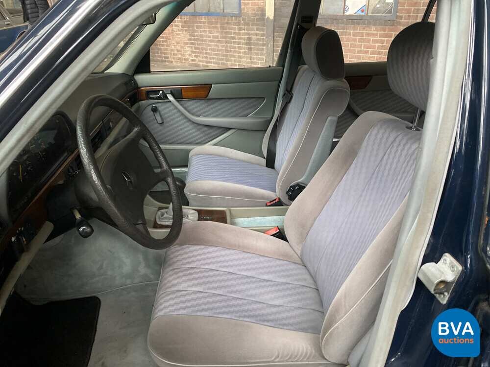 Mercedes-Benz 280SE 185PS S-Klasse 2.7 1982, 51-JHF-9.
