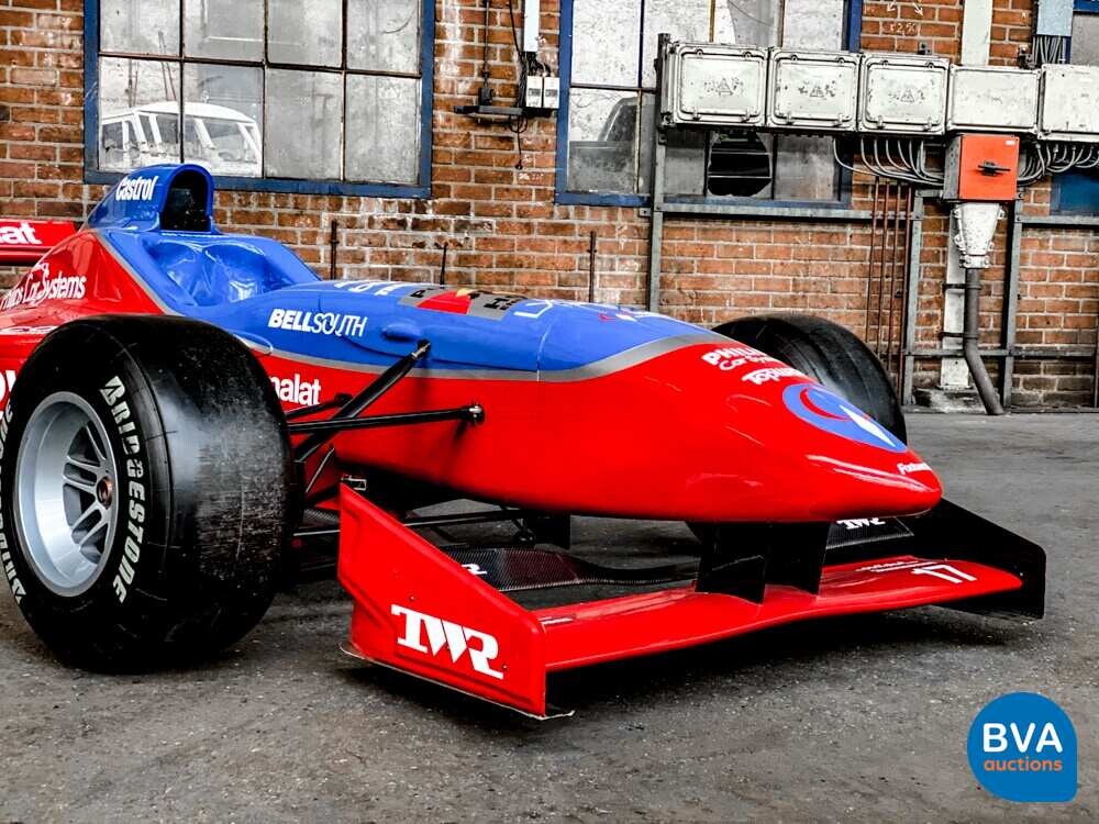 Formel-1-Auto F1 Beinarbeit FA17 Jos VERSTAPEN 1996 PFEILE.