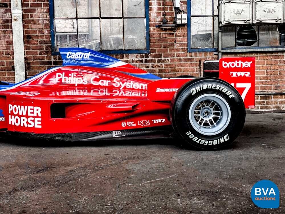 Formel-1-Auto F1 Beinarbeit FA17 Jos VERSTAPEN 1996 PFEILE.