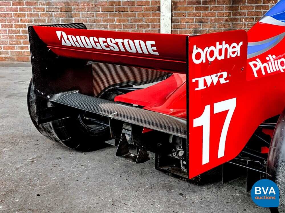 Formel-1-Auto F1 Beinarbeit FA17 Jos VERSTAPEN 1996 PFEILE.