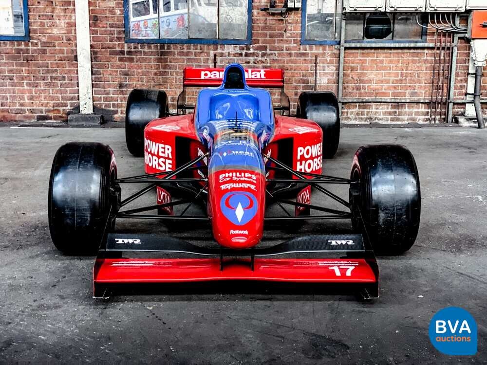 Formel-1-Auto F1 Beinarbeit FA17 Jos VERSTAPEN 1996 PFEILE.