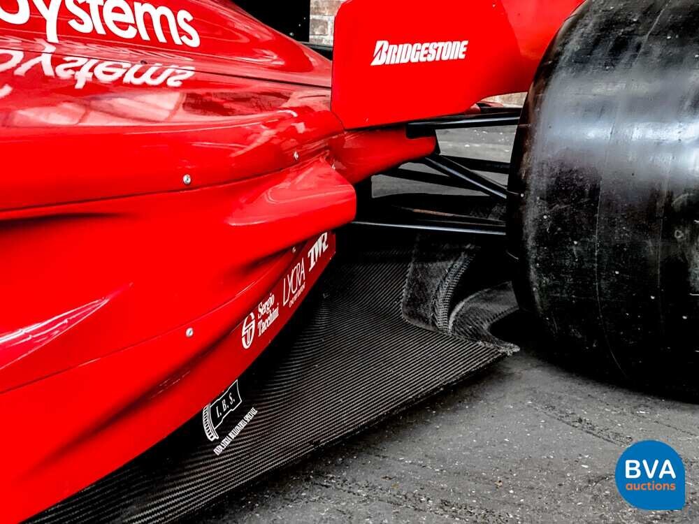 Formel-1-Auto F1 Beinarbeit FA17 Jos VERSTAPEN 1996 PFEILE.