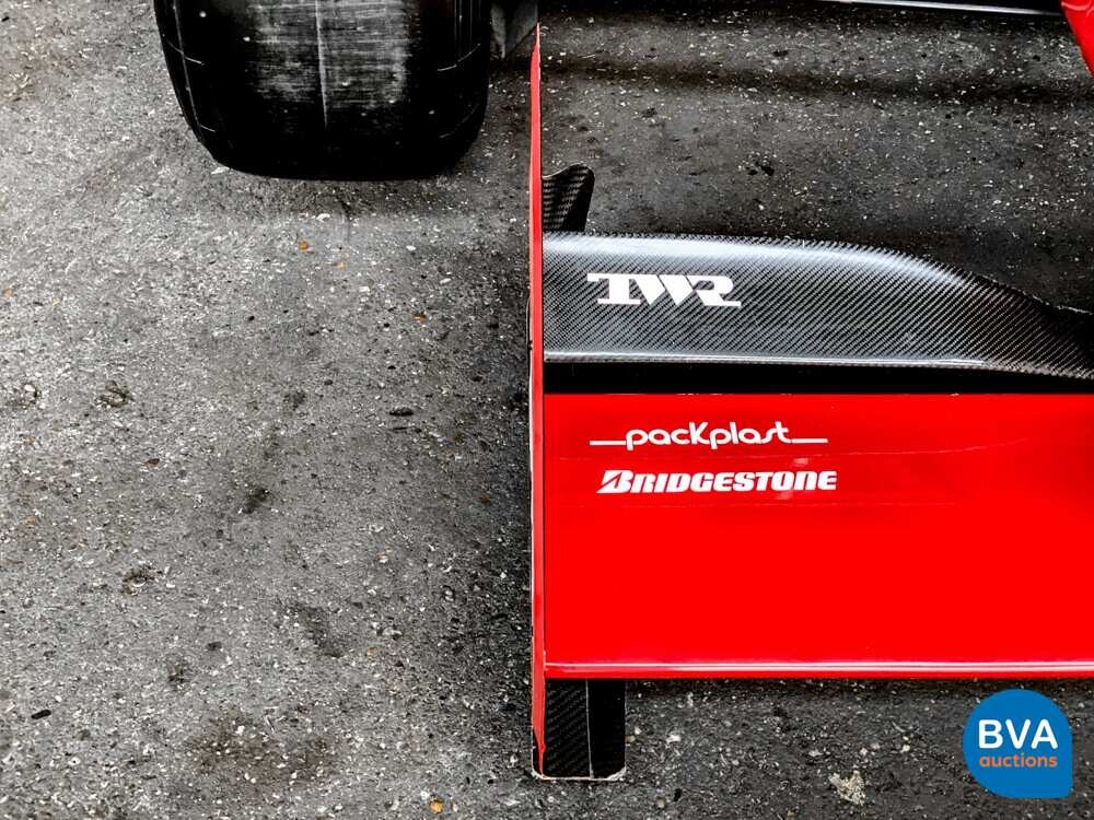 Formel-1-Auto F1 Beinarbeit FA17 Jos VERSTAPEN 1996 PFEILE.