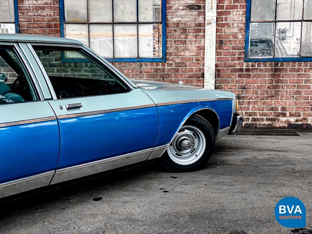 Chevrolet USA Caprice 5.0 7-Personen 158 PS 1982, 06-NXR-5.