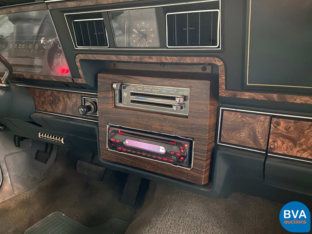 Chevrolet USA Caprice 5.0 7-Personen 158 PS 1982, 06-NXR-5.