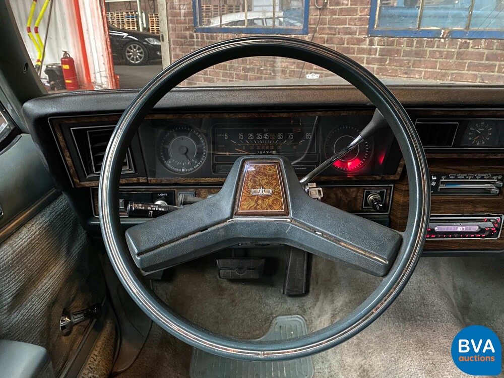 Chevrolet USA Caprice 5.0 7-Personen 158 PS 1982, 06-NXR-5.
