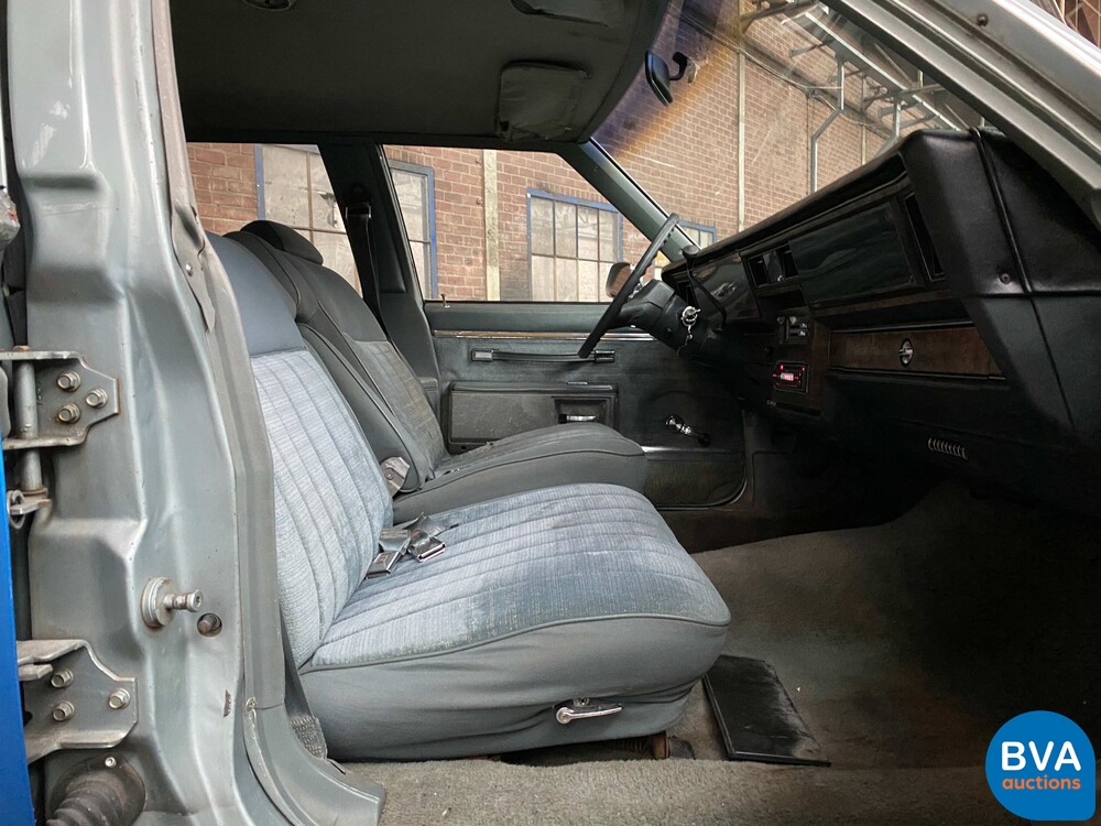 Chevrolet USA Caprice 5.0 7-Personen 158 PS 1982, 06-NXR-5.