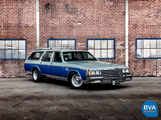Chevrolet Usa Caprice 5.0 7-Persoons 158pk 1982, 06-NXR-5