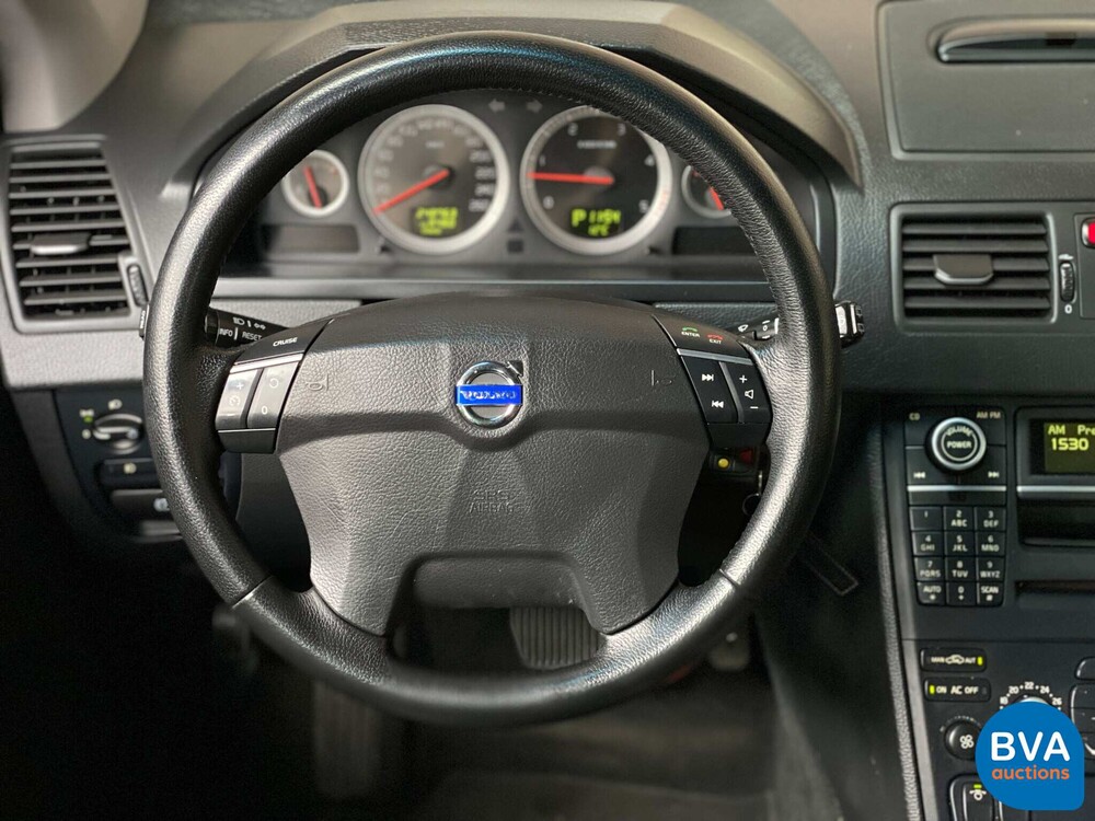 Volvo XC90 2.4 D5 Limited Edition 7 Personen 200 PS 2011 -Org NL-, 46-SJJ-8.