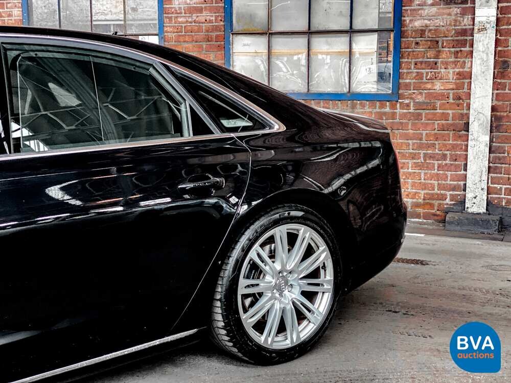 Audi A8 4.2 FSI Quattro Pro Line+ 371 PS 2010, GL-856-D.