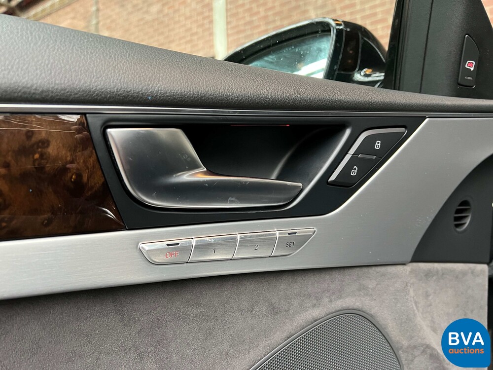 Audi A8 4.2 FSI Quattro Pro Line+ 371 PS 2010, GL-856-D.