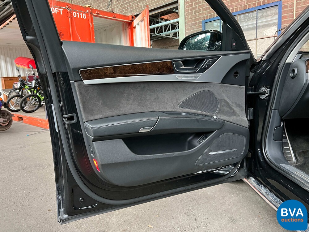 Audi A8 4.2 FSI Quattro Pro Line+ 371 PS 2010, GL-856-D.