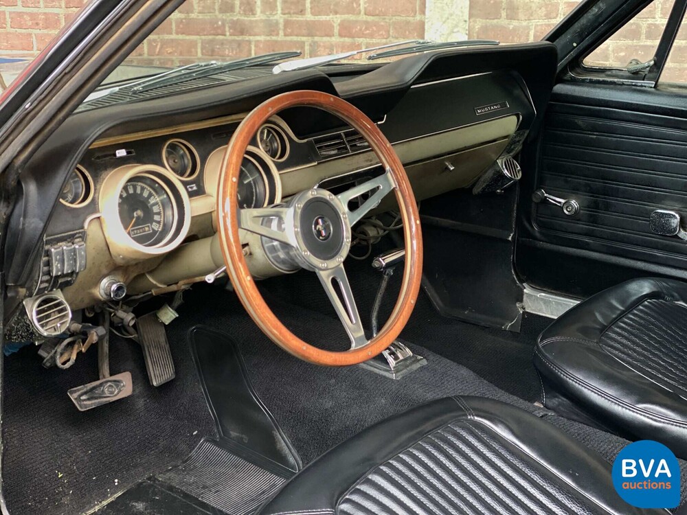 Ford Mustang 4.7 V8 Coupe 1968 200pk