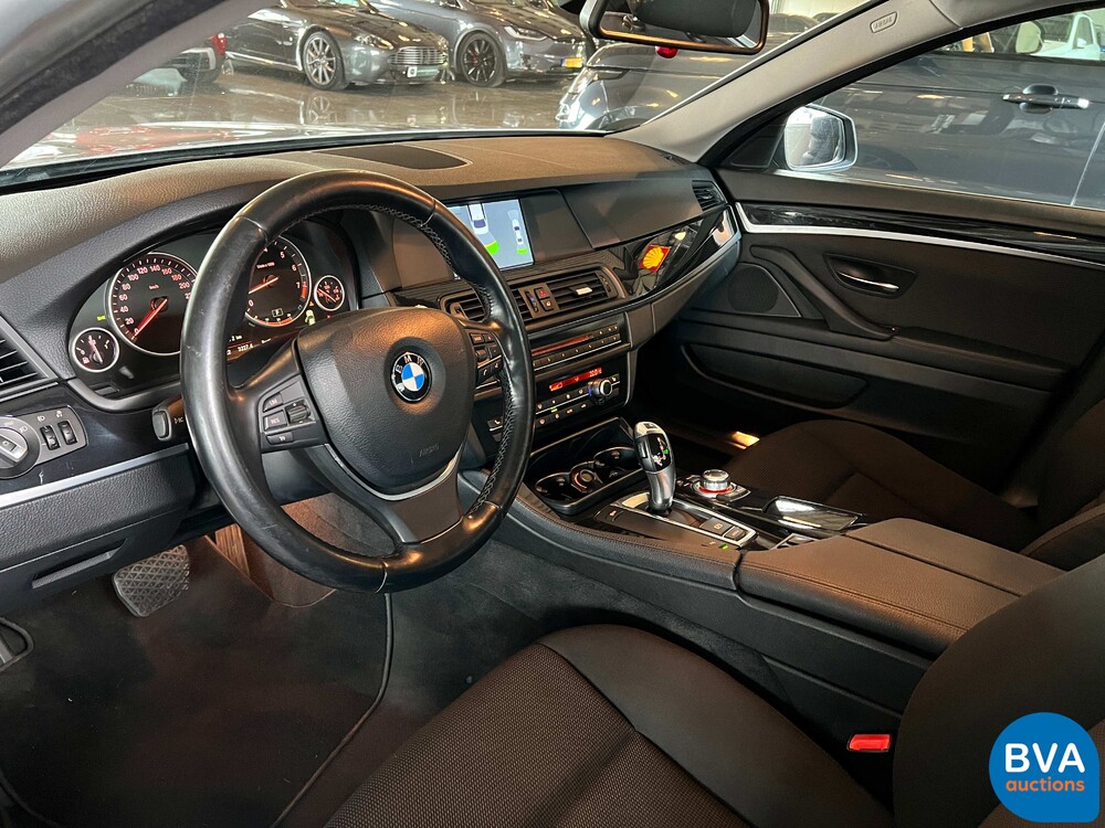 BMW 523i Executive 204pk 2010 -Org. NL-, 93-LJN-2