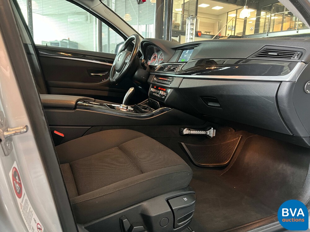 BMW 523i Executive 204pk 2010 -Org. NL-, 93-LJN-2
