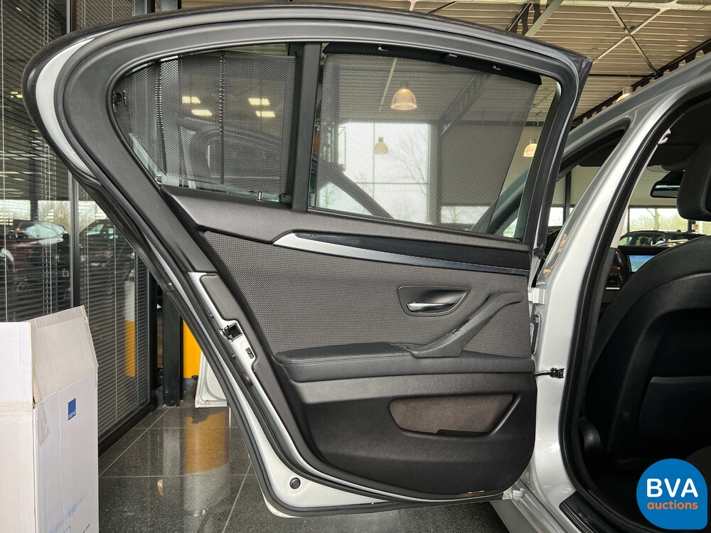 BMW 523i Executive 204pk 2010 -Org. NL-, 93-LJN-2