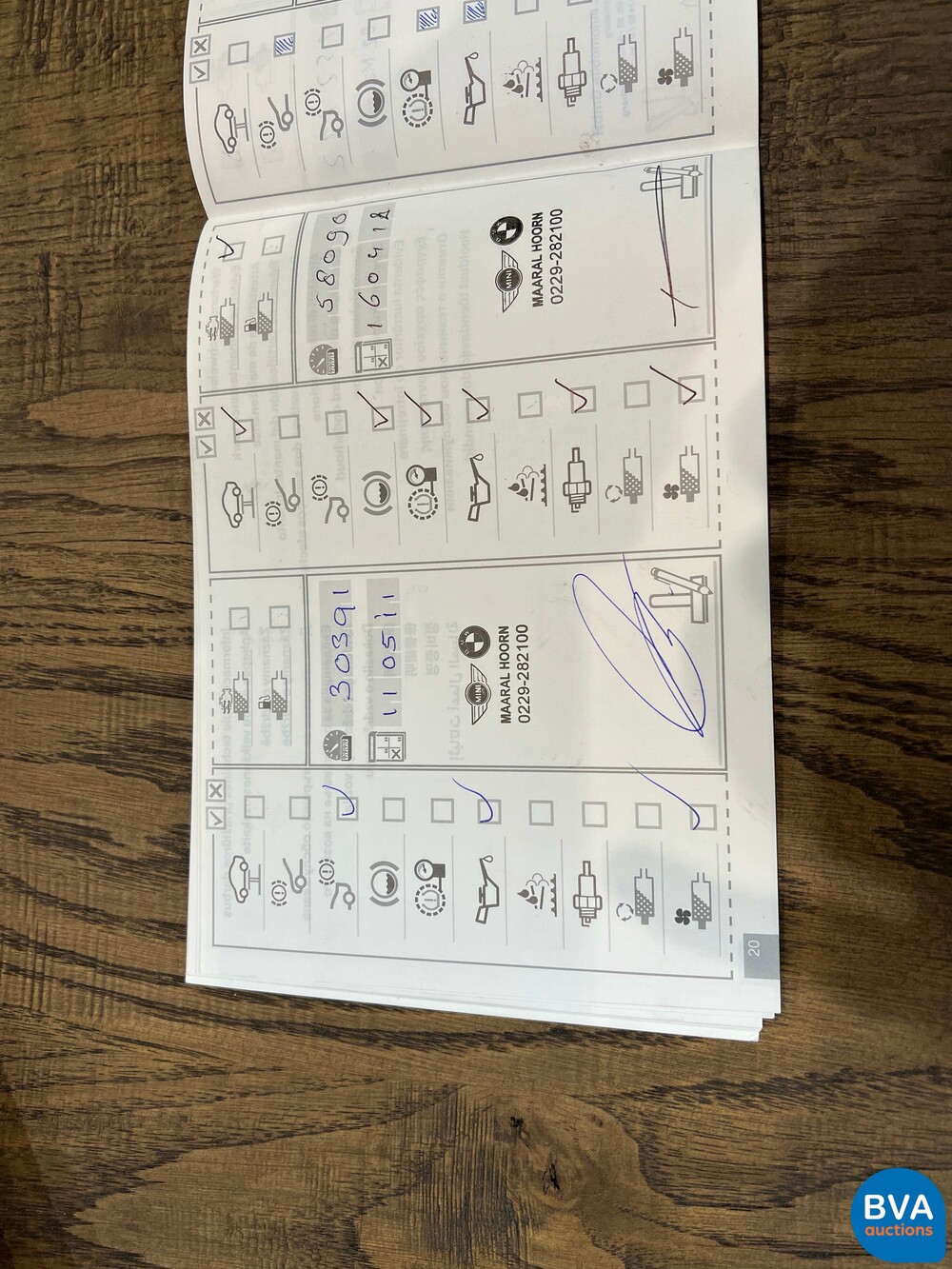 BMW 523i Executive 204pk 2010 -Org. NL-, 93-LJN-2