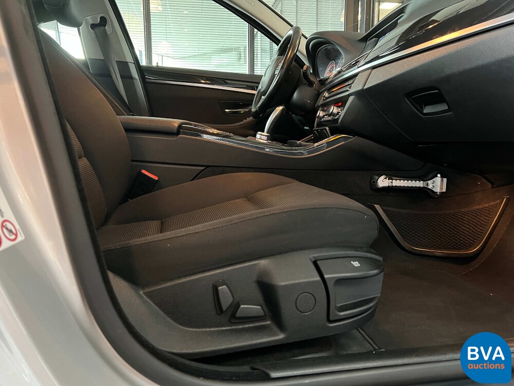BMW 523i Executive 204pk 2010 -Org. NL-, 93-LJN-2