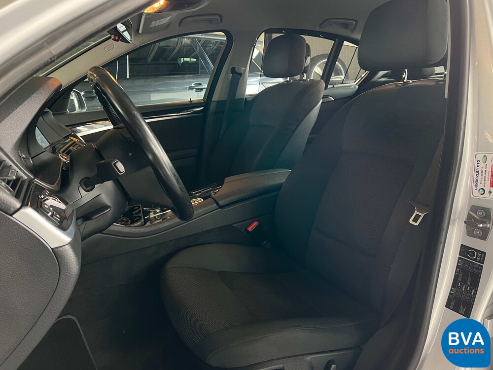BMW 523i Executive 204pk 2010 -Org. NL-, 93-LJN-2