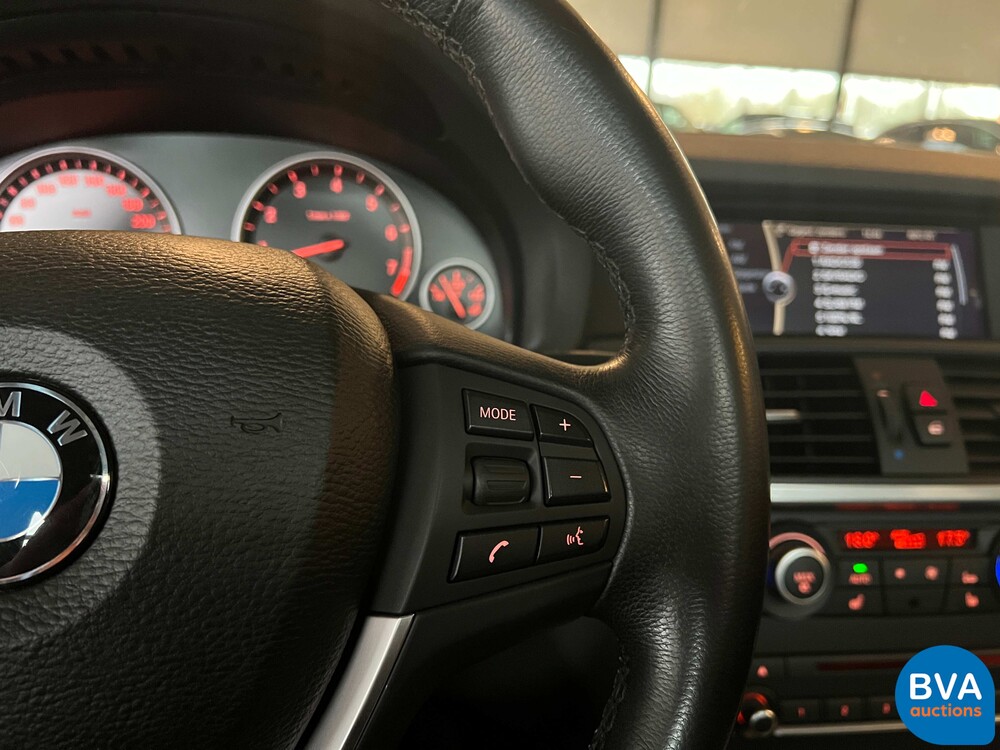 BMW X3 xDrive28i High Executive 258pk 2011, 24-SFH-8