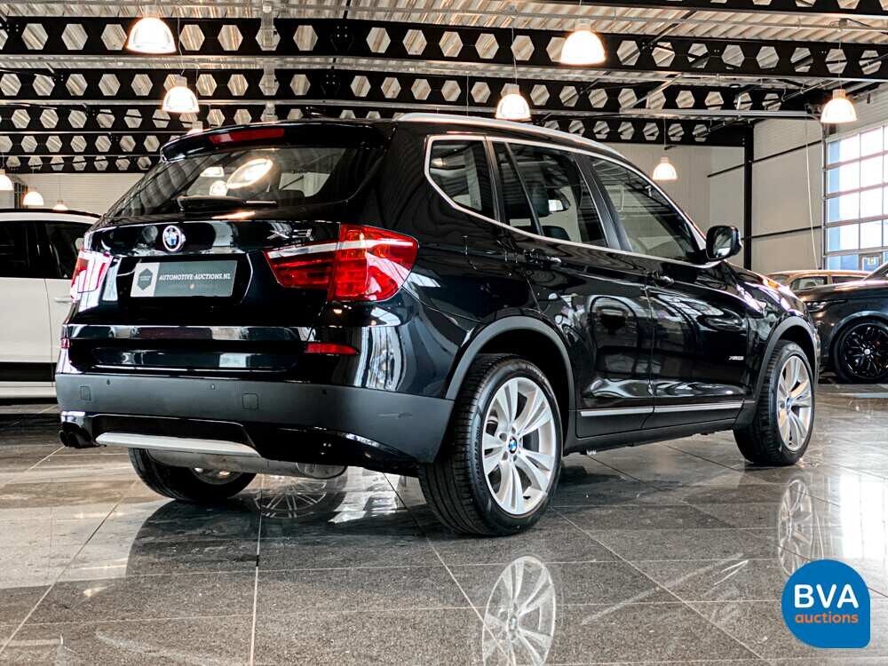 BMW X3 xDrive28i High Executive 258pk 2011, 24-SFH-8