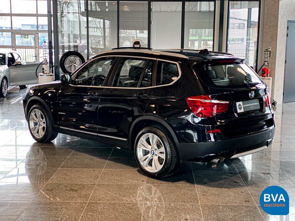 BMW X3 xDrive28i High Executive 258pk 2011, 24-SFH-8