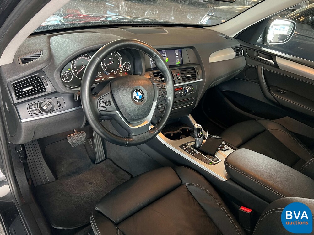 BMW X3 xDrive28i High Executive 258pk 2011, 24-SFH-8