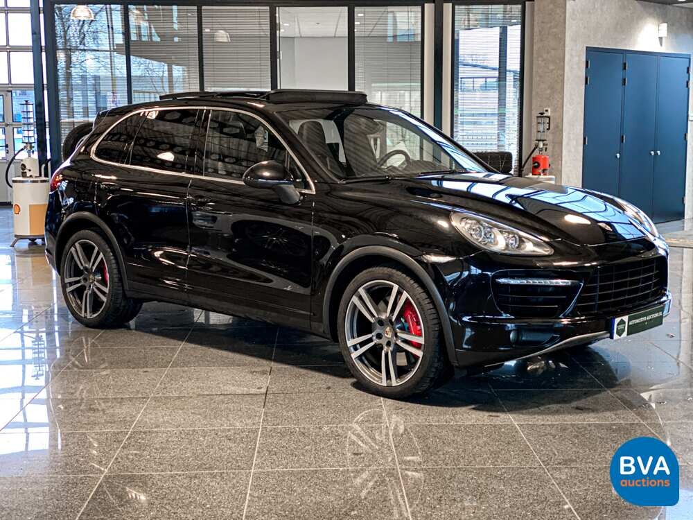 Porsche Cayenne 4.8 Turbo 500pk 2011, G-855-DS