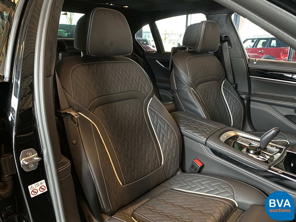 BMW 750i xDrive M-Sport 7-serie 530pk 2020 Individual -Org NL- -GARANTIE-, H-582-DT
