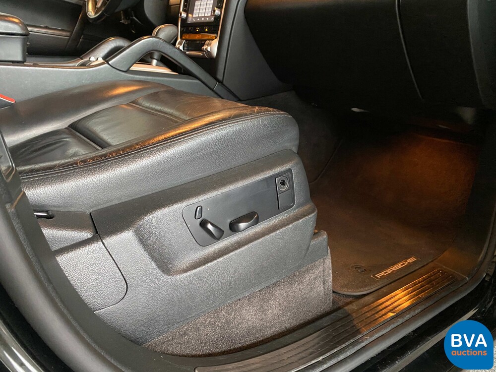 Porsche Cayenne 4.5 S 340pk 2006 -Org. NL-, 12-TJ-VL