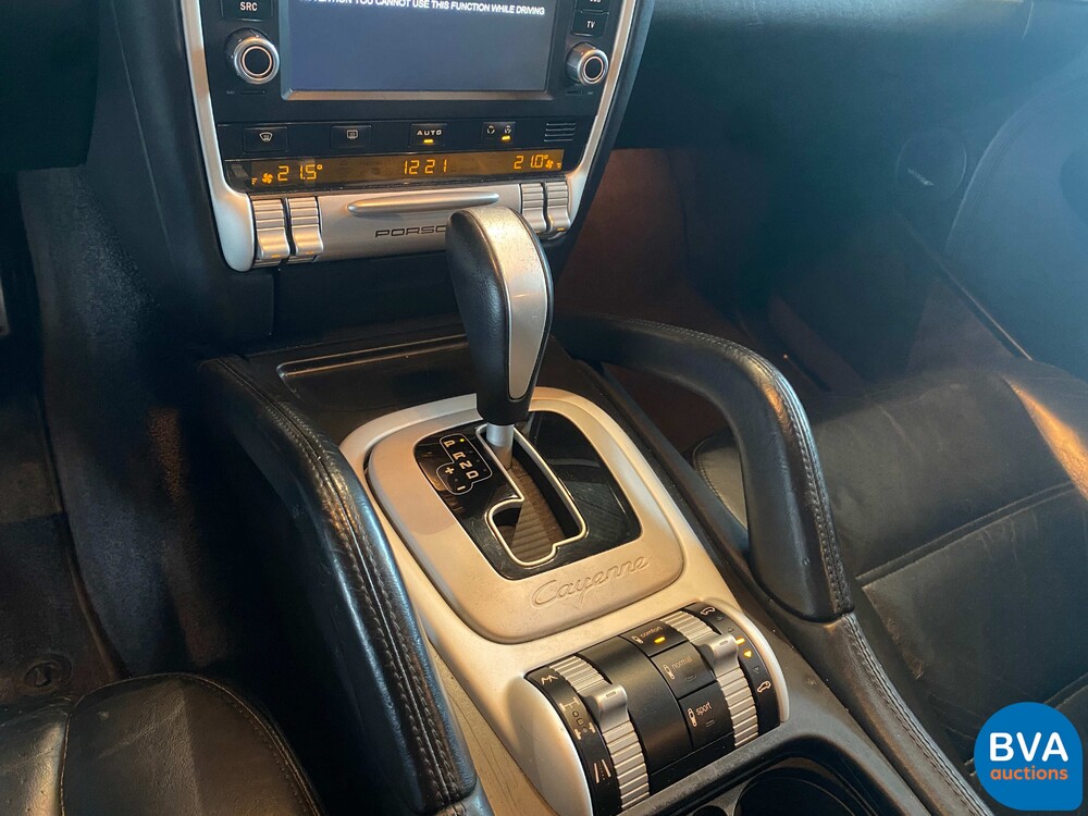 Porsche Cayenne 4.5 S 340pk 2006 -Org. NL-, 12-TJ-VL