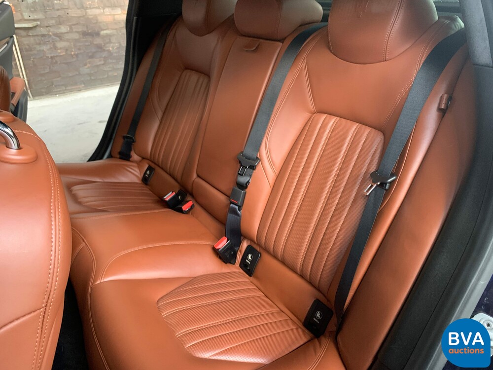 2014 Maserati Ghibli S Q4 411hp.