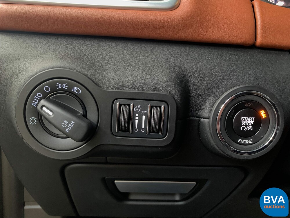 2014 Maserati Ghibli S Q4 411hp.