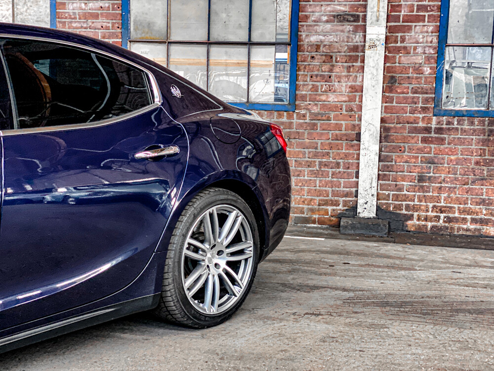 2014 Maserati Ghibli S Q4 411hp.