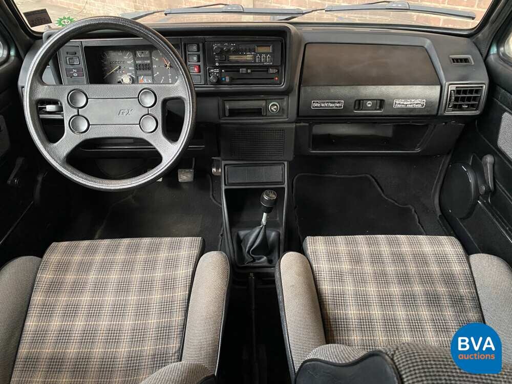 Volkswagen Golf 1 Hatchback 1983, 46-XG-BZ.