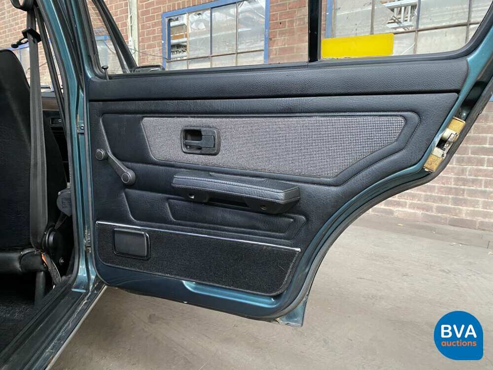 Volkswagen Golf 1 Hatchback 1983, 46-XG-BZ.