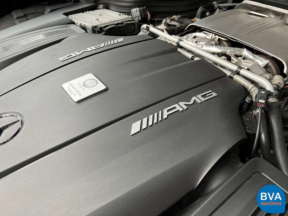 Mercedes-Benz AMG GT Coupé 4.0 V8 Speedshift Night Edition LEISTUNG 2017.