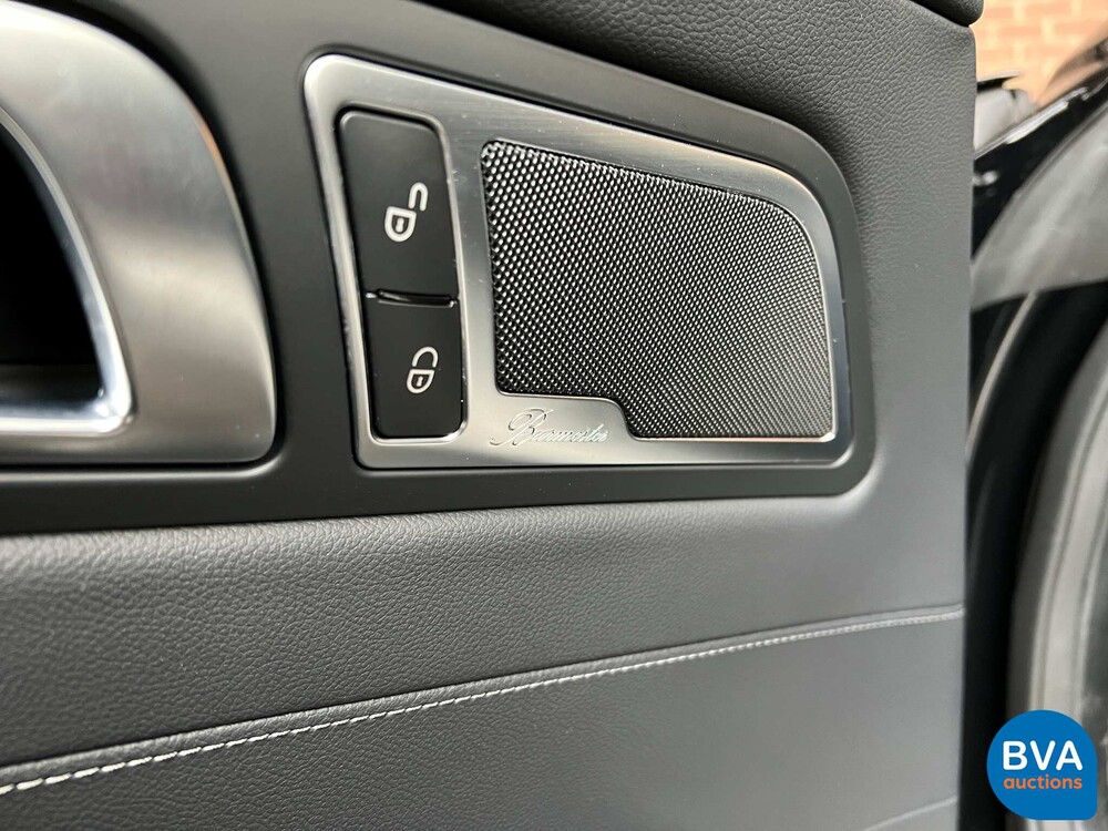 Mercedes-Benz AMG GT Coupé 4.0 V8 Speedshift Night-Edition PERFORMANCE 2017