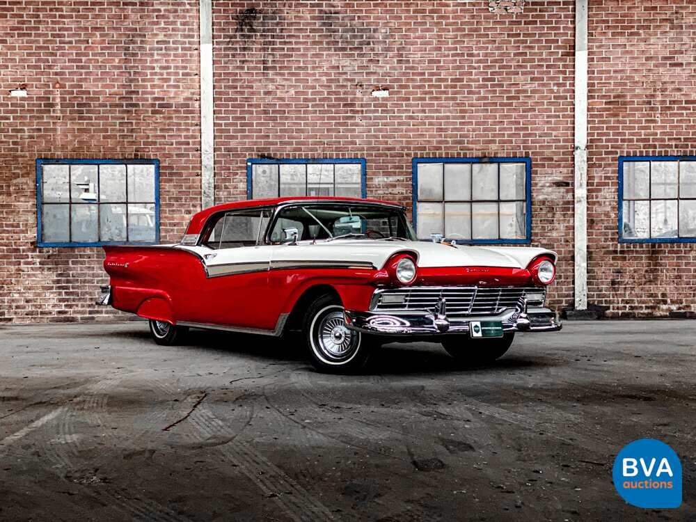 Ford Fairline Skyliner Convertible 1957, AR-70-28.