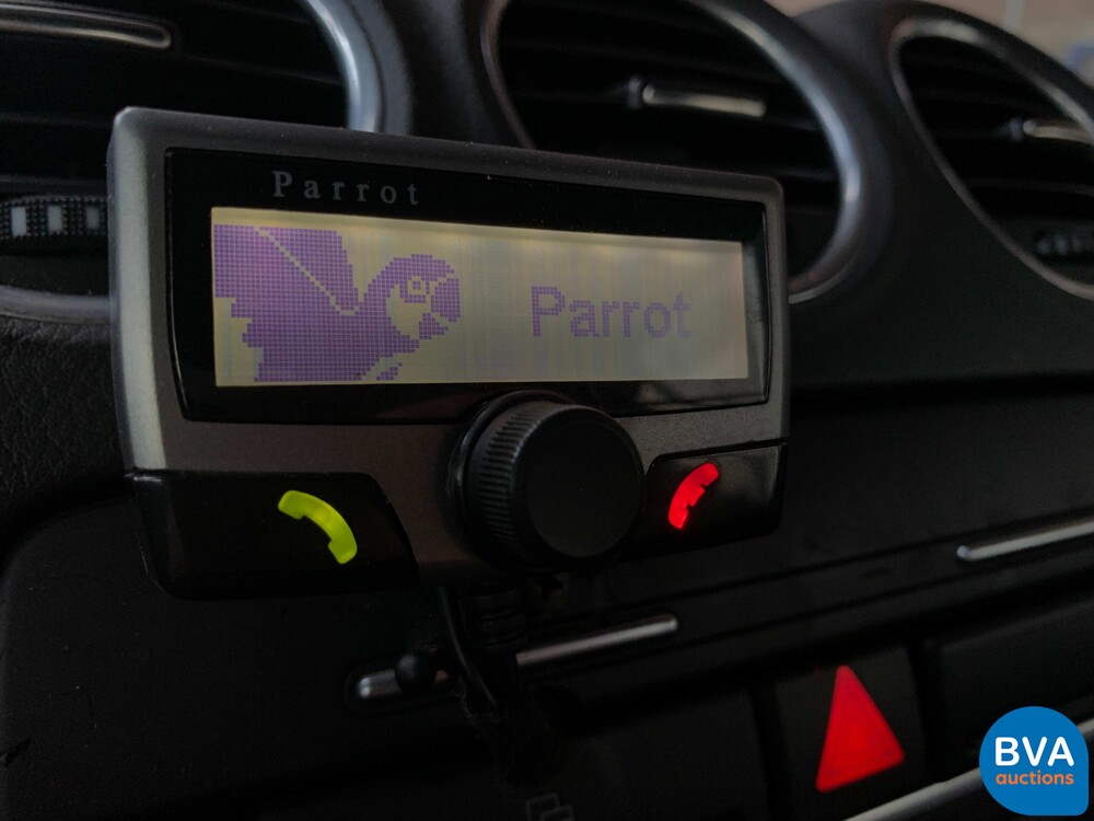 Audi A4 Convertible 2.4 V6 Exclusive 170hp 2002 -Org. NL- YOUNGTIMER, 39-JH-NG.