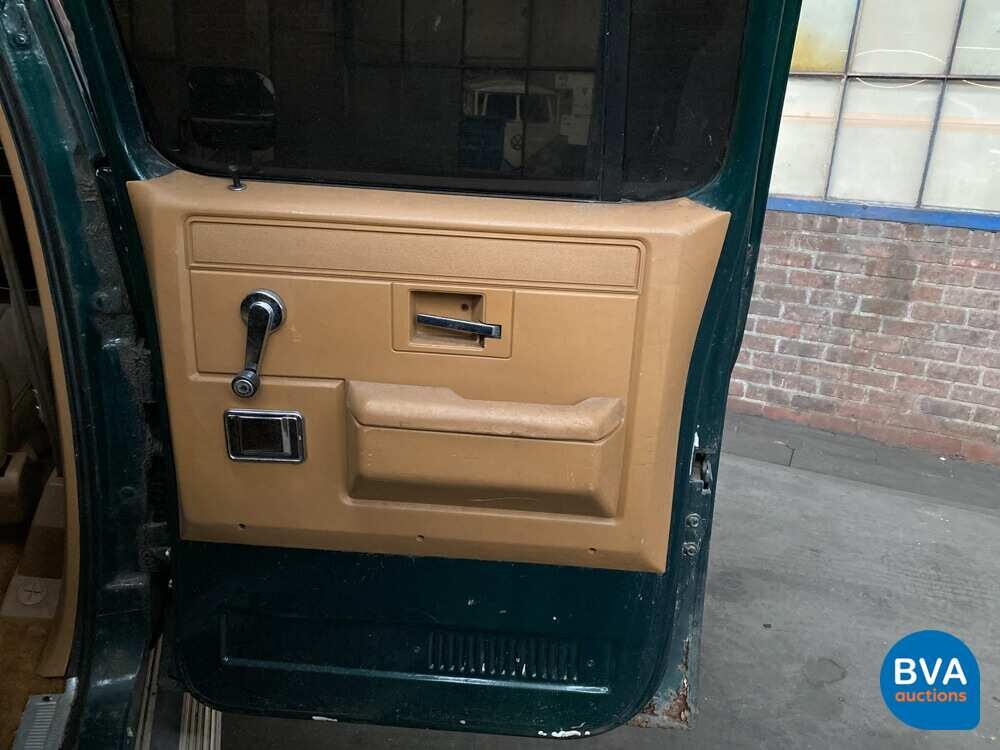 Chevrolet Suburban C2500 180hp 1985.