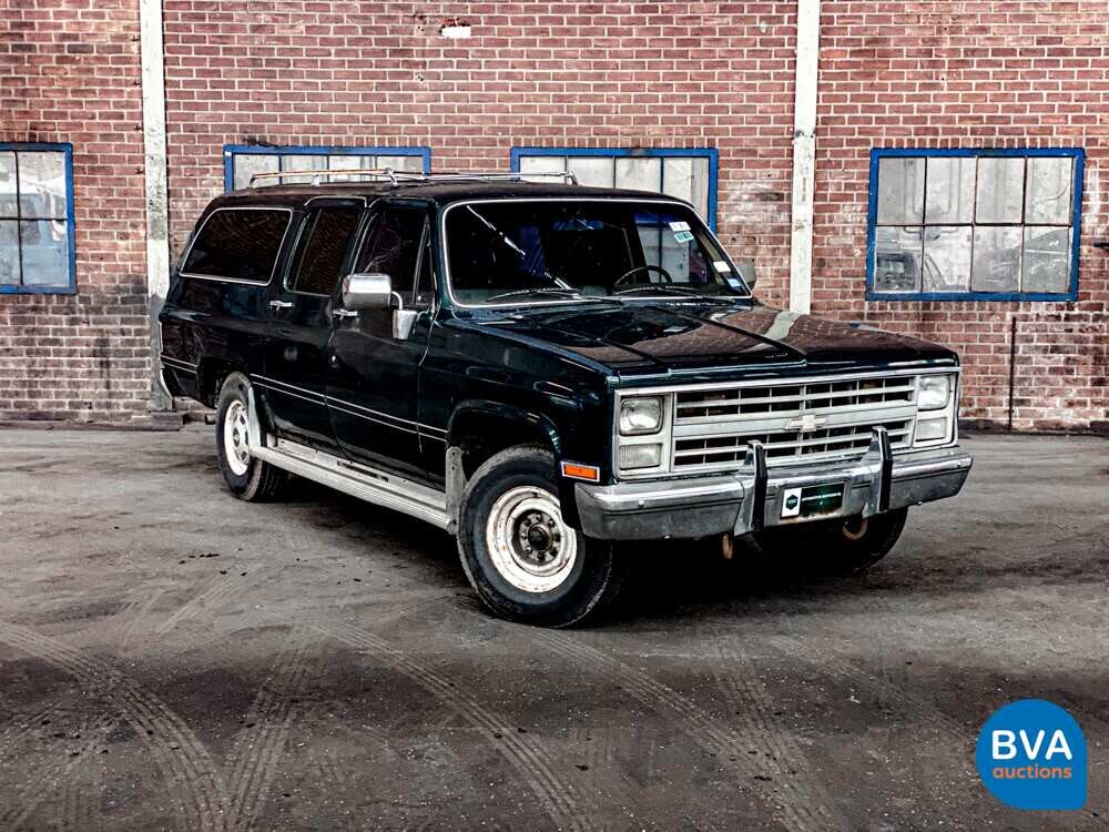 Chevrolet Suburban C2500 180hp 1985.