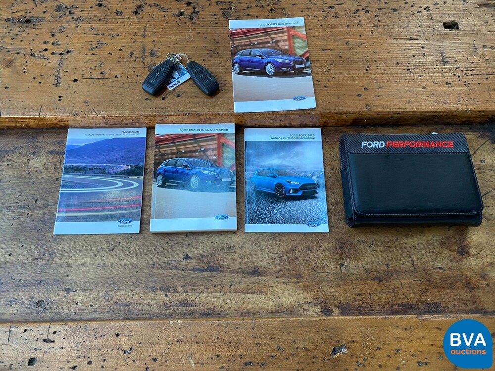 2017 Ford Focus RS 350hp.