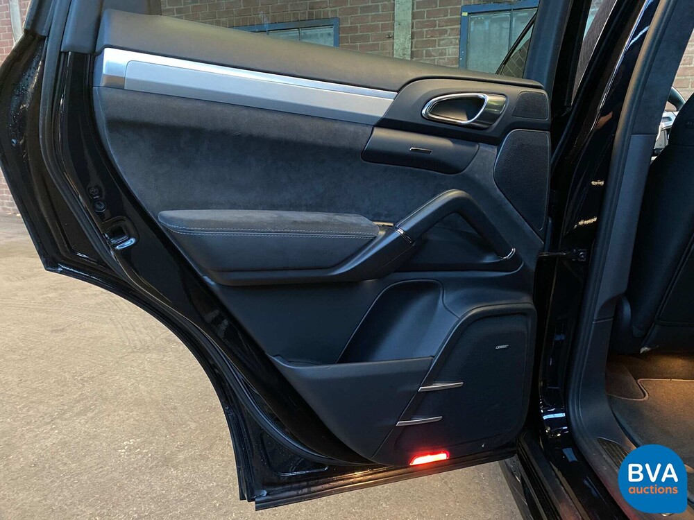 Porsche Cayenne 4.8 GTS 420hp 2012 -Org. NL-, 83-ZDR-4.
