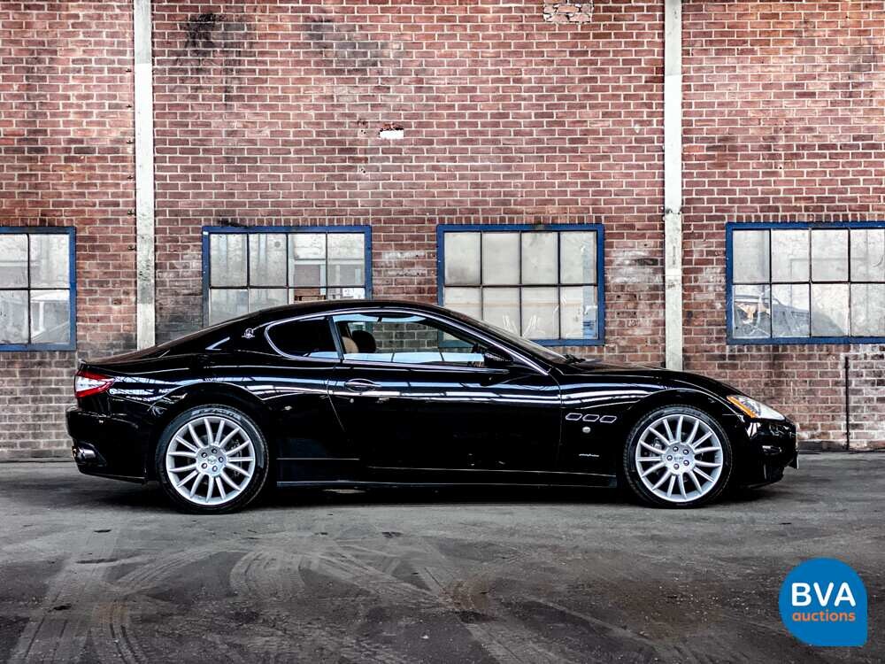 Maserati Granturismo S4.7 V8 440hp 2014.