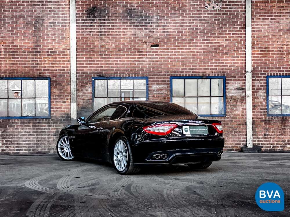 Maserati Granturismo S4.7 V8 440hp 2014.