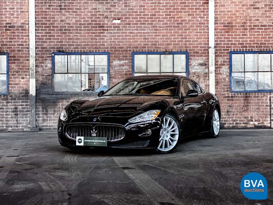 Maserati Granturismo S 4.7 V8 440pk 2014