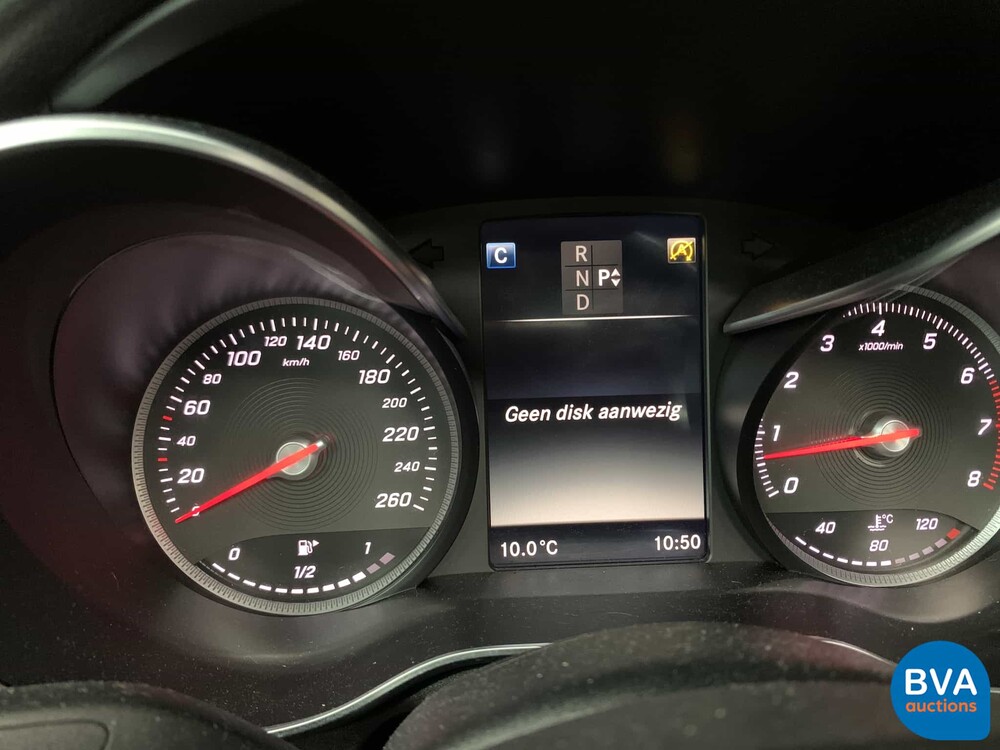 Mercedes-Benz C300 Prestige C-Class 245hp 2015, NL-168-J.