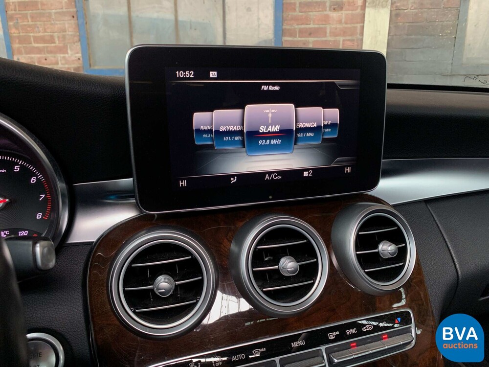 Mercedes-Benz C300 Prestige C-Class 245hp 2015, NL-168-J.