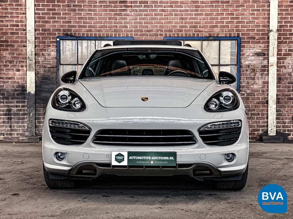 Porsche Cayenne S4.8 Sportchrono 400 PS 2013, JP-842-T.
